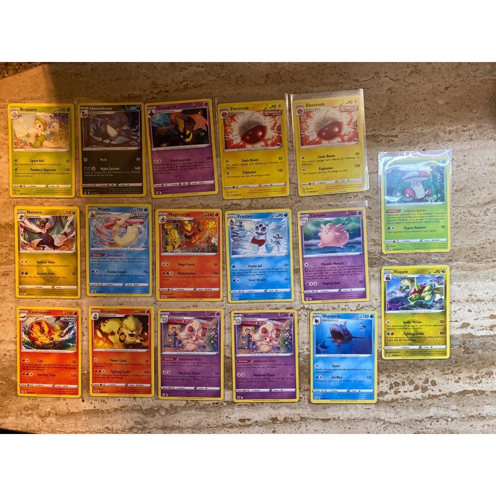Stage 1 Electrode Pokemon Card Rare Holo 90HP Single Strike Near Mint